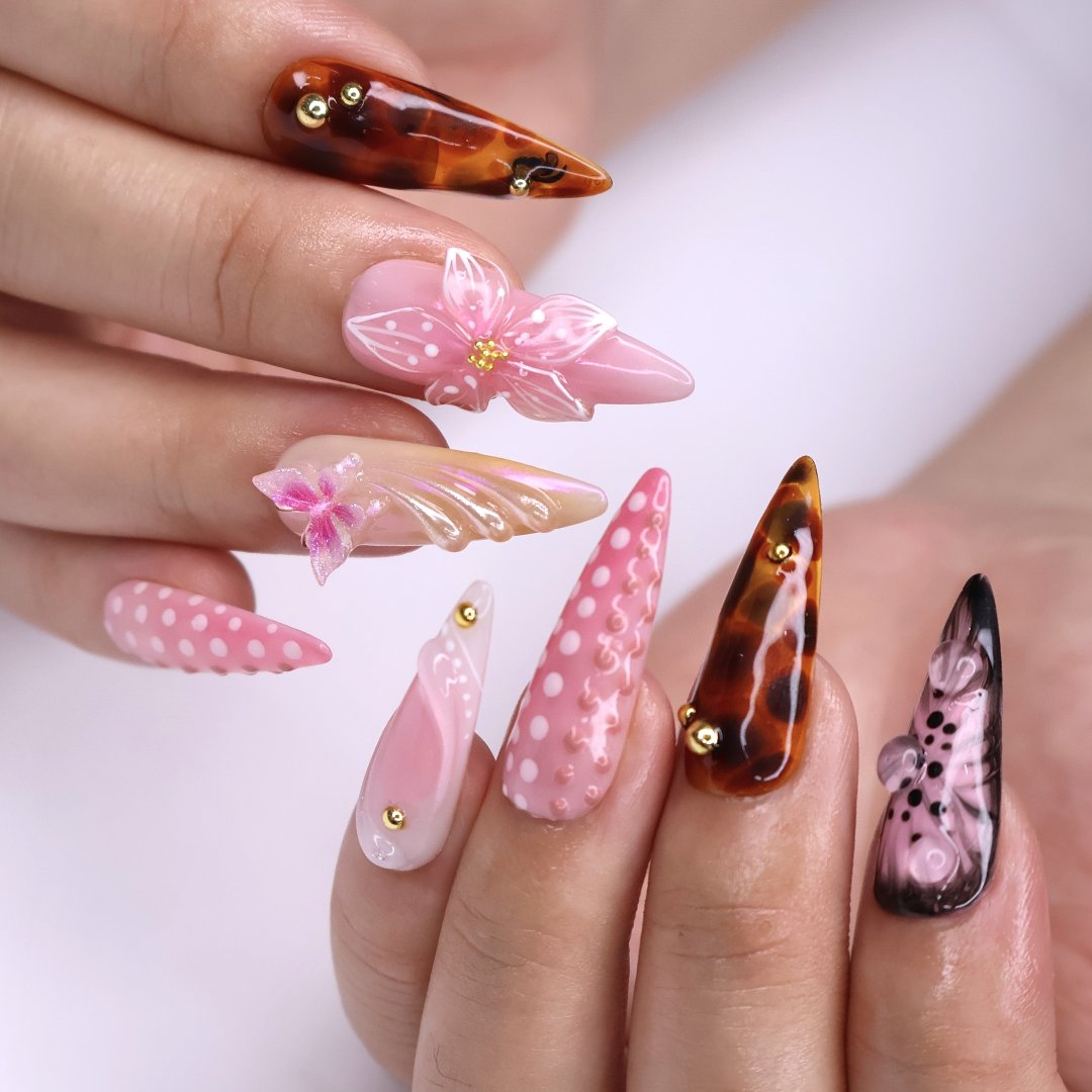 Handmade Tortoise & Pink Press-On Nails- Fall Collection – nude, pink, and tortoiseshell tones with 3D flowers, butterflies, and gold accents. Perfect for birthdays, holidays vacation, or as a thoughtful gift for her