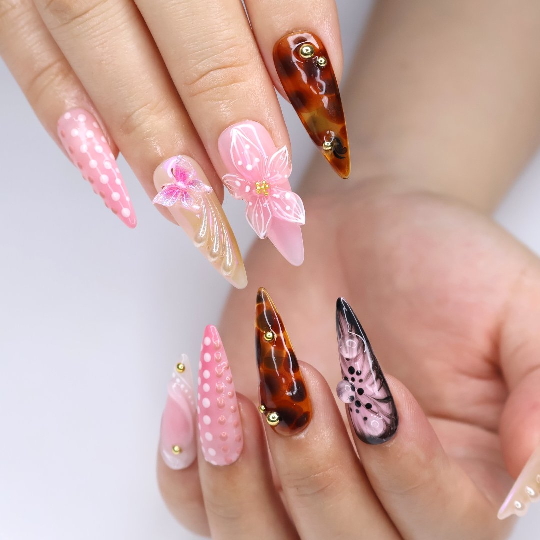 Handmade Tortoise & Pink Press-On Nails- Fall Collection – nude, pink, and tortoiseshell tones with 3D flowers, butterflies, and gold accents. Perfect for birthdays, holidays vacation, or as a thoughtful gift for her